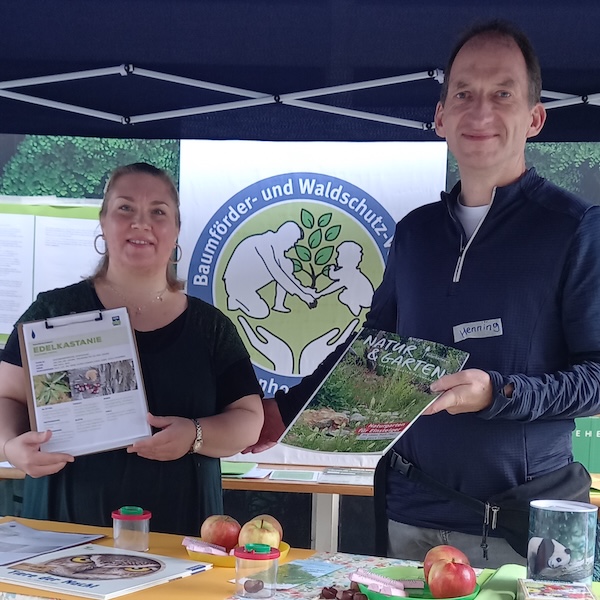 Stellvertretende Vorsitzende Christina Rissmeyer und Vorsitzender Henning Suhrkamp